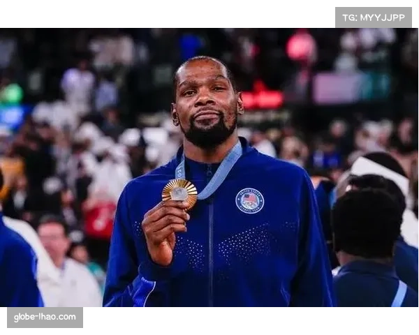 NBA赛场：杜兰特再显全能身手，数据全面助队赢得比赛